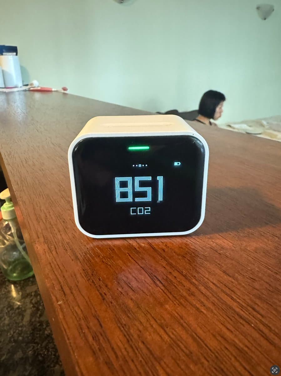 I sleep better when the room is below 600 ppm CO2