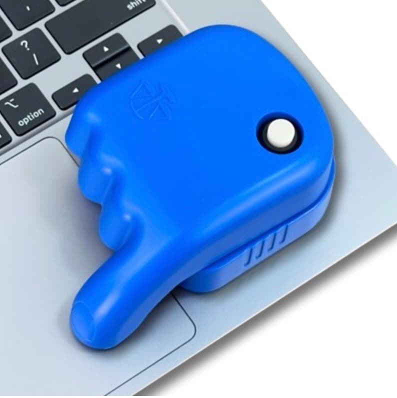 Companies make work so pointless people need mouse jigglers