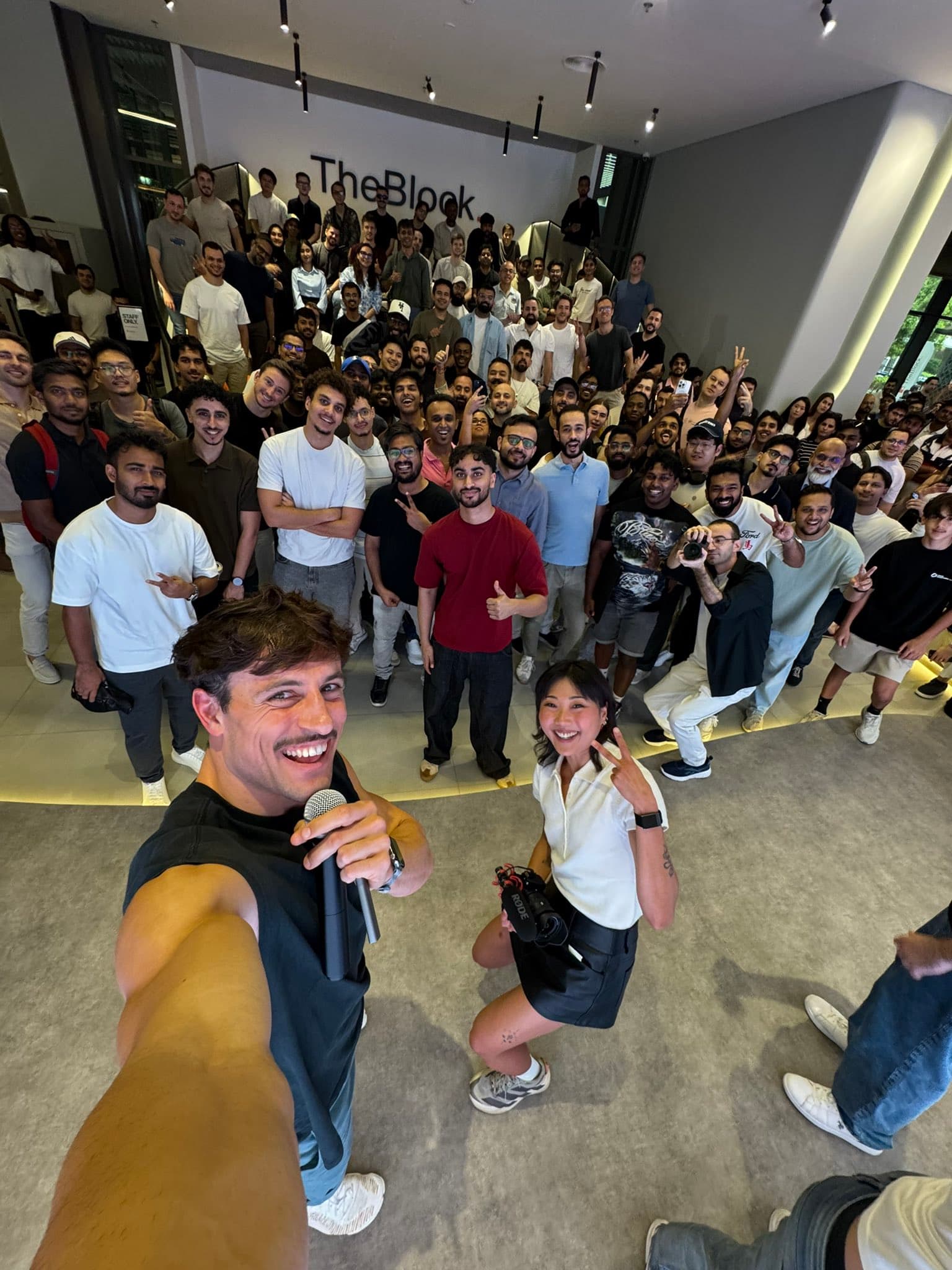 Almost 300 entrepreneurs showed up at my meetup